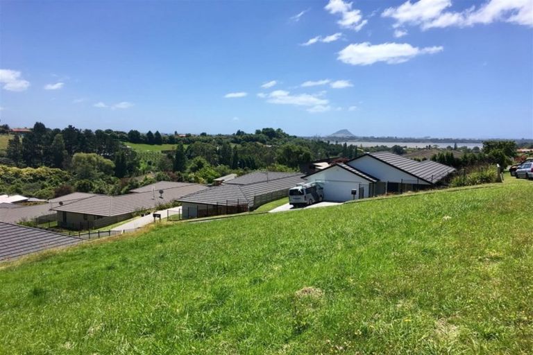 Photo of property in 6 Greenvale Place, Welcome Bay, Tauranga, 3112