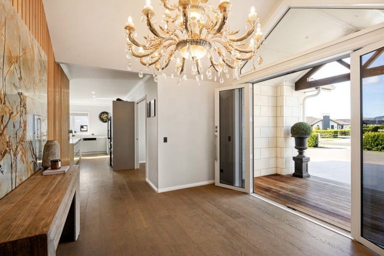 Photo of property in 19 Mike Smith Drive, Cambridge, 3434