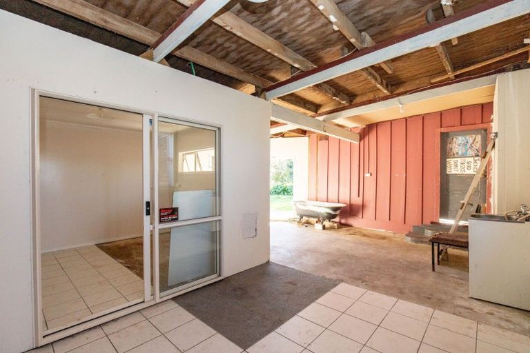 Photo of property in 9 Front Miranda Road, Waitakaruru, Thames, 3576
