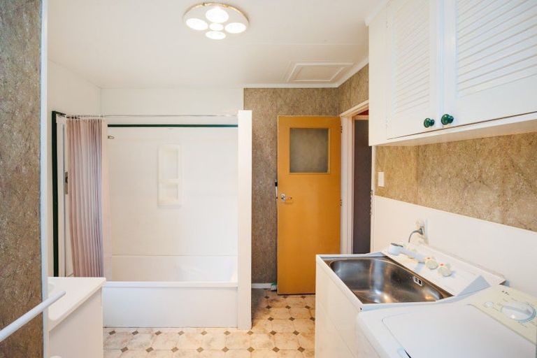 Photo of property in 111 Koputara Road, Himatangi Beach, Foxton, 4891