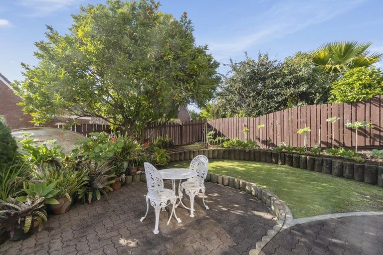 Photo of property in 3/47 Edmonton Road, Henderson, Auckland, 0612