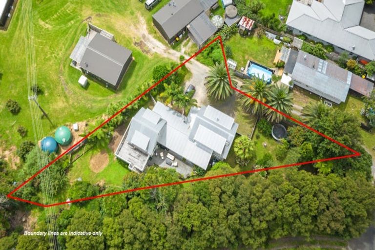 Photo of property in 3 Widdison Place, Whangamata, 3691