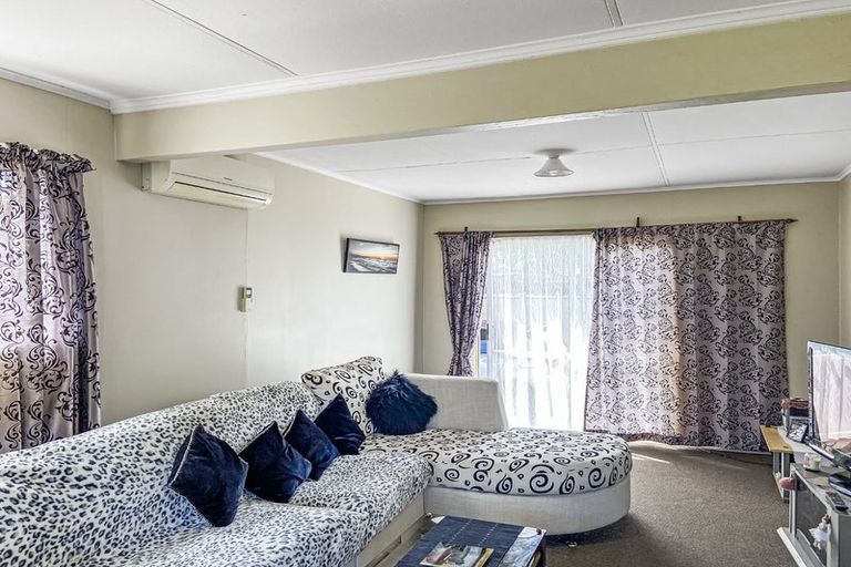 Photo of property in 69 Pine Avenue, Ebdentown, Upper Hutt, 5018