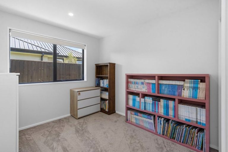 Photo of property in 11 Muirhill Street, Halswell, Christchurch, 8025