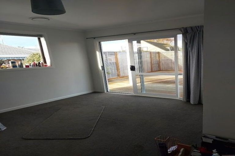 Photo of property in 8 Homewood Avenue, Levin, 5510