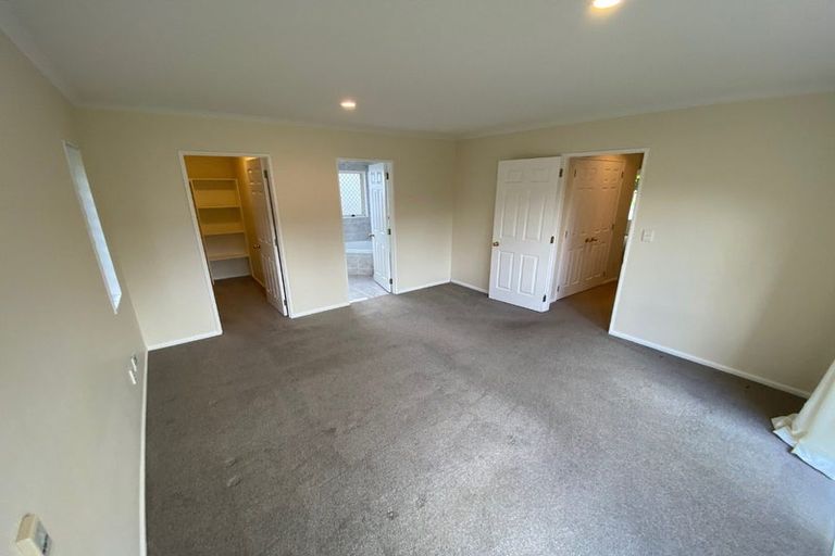 Photo of property in 14 Glencullen Place, Dannemora, Auckland, 2016