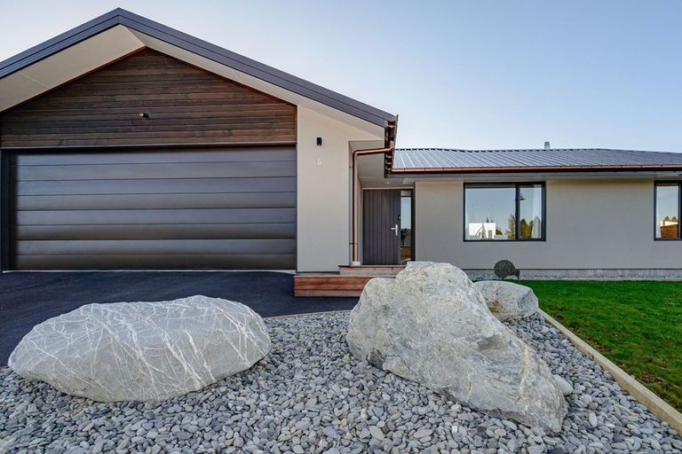 Photo of property in 6 Glenfield Avenue, Twizel, 7901