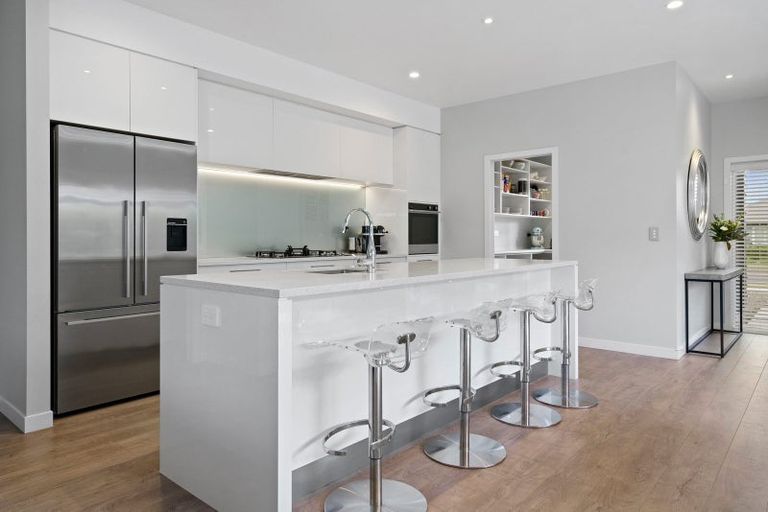 Photo of property in 50 Jarrett Terrace, Leamington, Cambridge, 3432