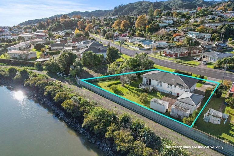 Photo of property in 203 Parawai Road, Thames, 3500