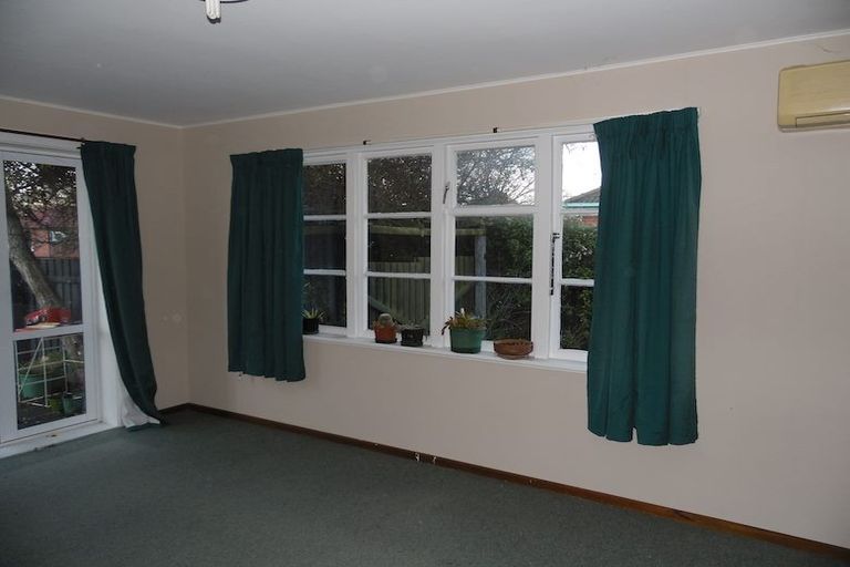 Photo of property in 48 Suva Street, Upper Riccarton, Christchurch, 8041