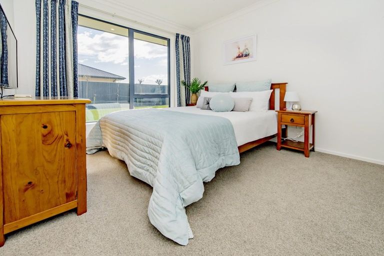 Photo of property in 39 Bradbury Avenue, Rolleston, 7614