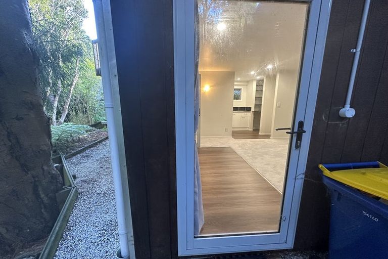 Photo of property in 77e Colwill Road, Massey, Auckland, 0614