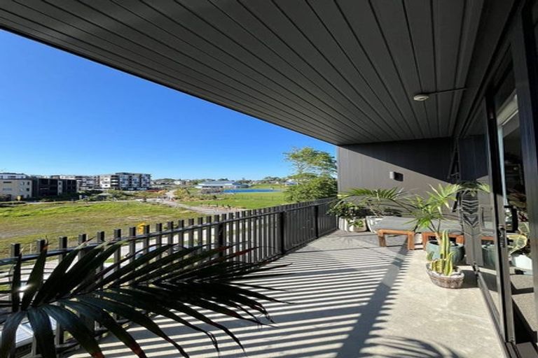 Photo of property in 202/38c Fraser Avenue, Northcote, Auckland, 0627