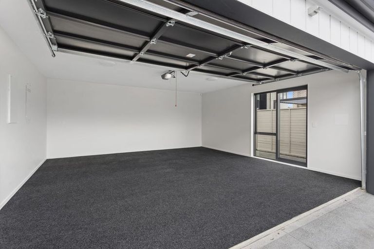 Photo of property in 16 Riria Crescent, Takanini, 2112