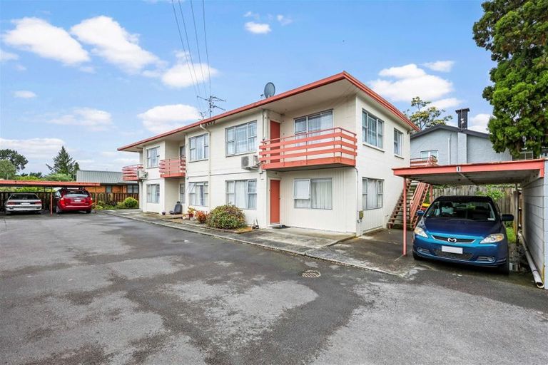 Photo of property in 1/17 Stanley Street, Claudelands, Hamilton, 3214
