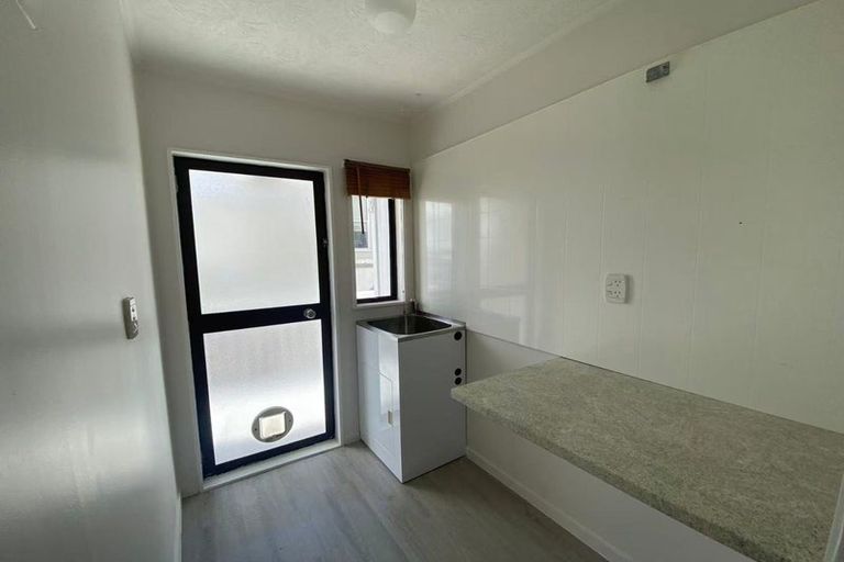 Photo of property in 23 Greenstone Place, Clover Park, Auckland, 2019