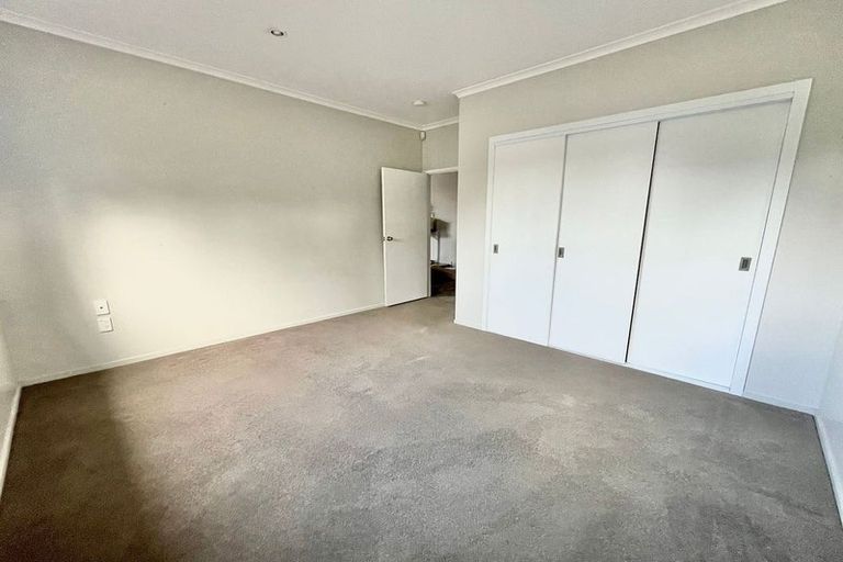 Photo of property in 115 Riverhead Road, Kumeu, 0892