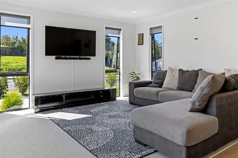 Photo of property in 79 Kennedy Road, Pyes Pa, Tauranga, 3112