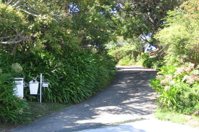 Photo of property in 1/565 Beach Road, Murrays Bay, Auckland, 0630