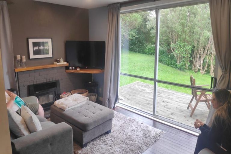 Photo of property in 19 Whenua View, Titahi Bay, Porirua, 5022