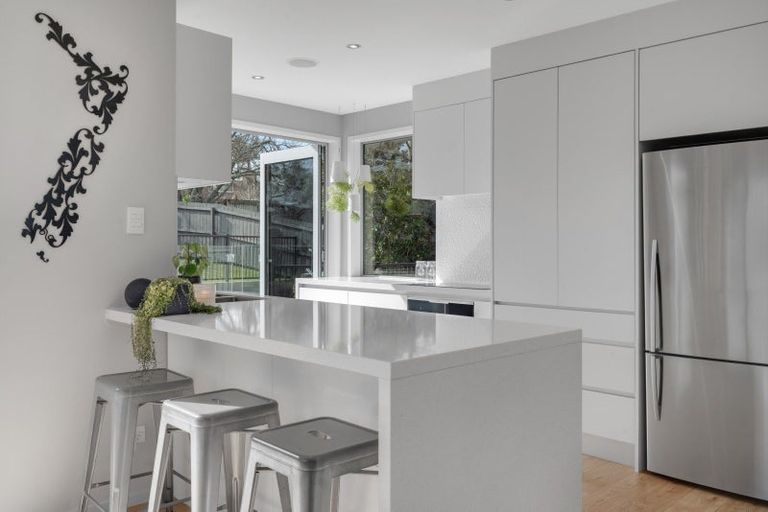 Photo of property in 62 Evelyn Road, Cockle Bay, Auckland, 2014