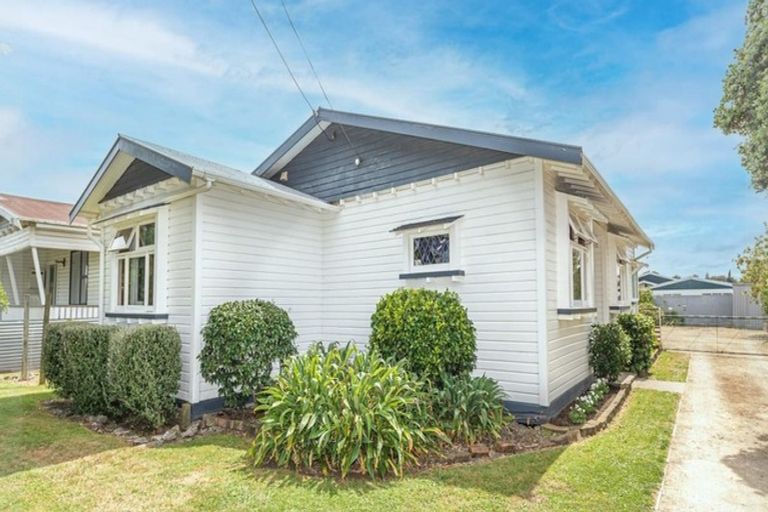 Photo of property in 28 Surrey Road, Springvale, Whanganui, 4501