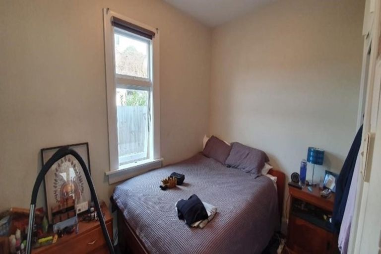 Photo of property in 17 Ensors Road, Opawa, Christchurch, 8023