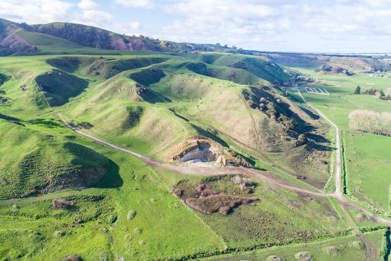 Photo of property in 584 Otamarakau Valley Road, Pukehina, Te Puke, 3186