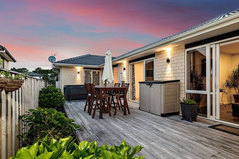 Photo of property in 57 Pohutukawa Parade, Riverhead, 0820