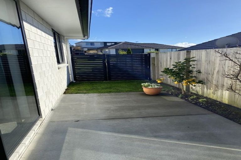 Photo of property in 51 Bert Wall Drive, Omokoroa, 3114