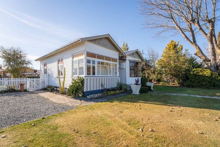 Photo of property in 106 Mckenzie Street, Geraldine, 7930