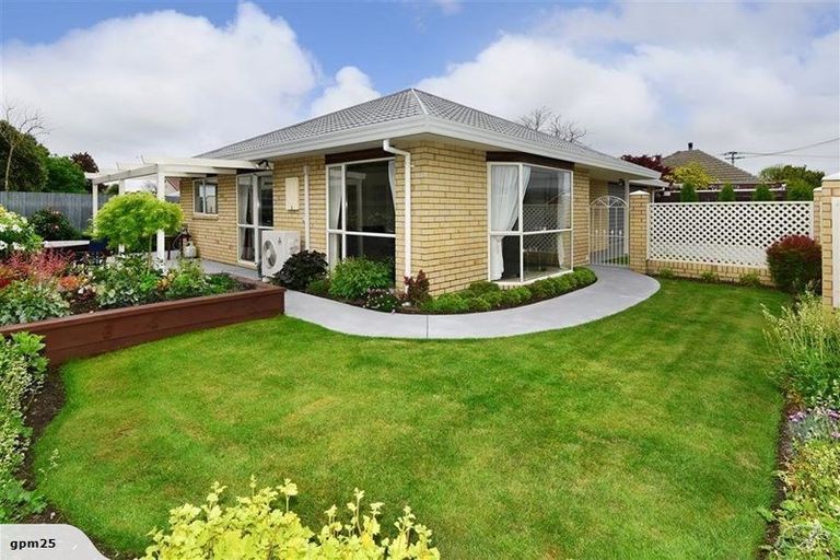 Photo of property in 2 Cunningham Place, Halswell, Christchurch, 8025