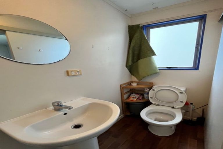 Photo of property in 325/26 Morningside Drive, Morningside, Auckland, 1025