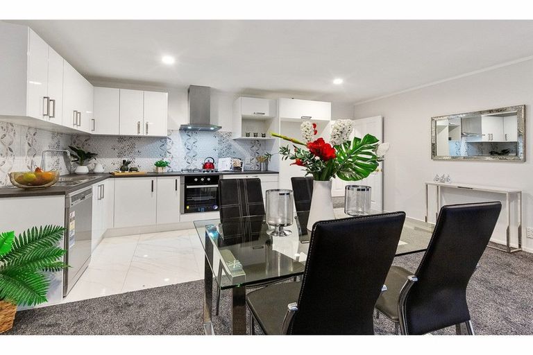 Photo of property in 4a Olympic Place, Papakura, 2110