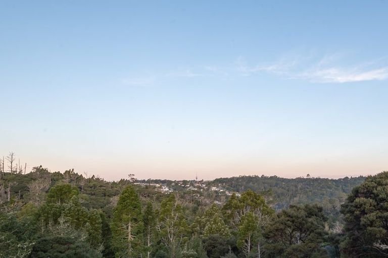 Photo of property in 2/42 Island Road, Beach Haven, Auckland, 0626