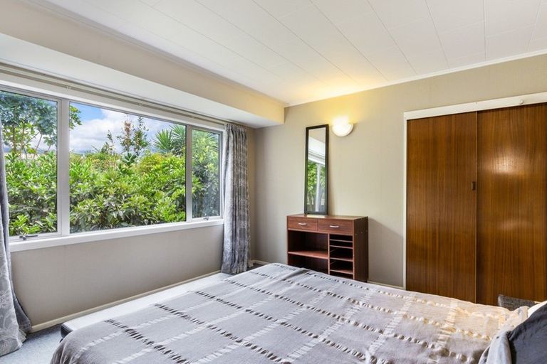 Photo of property in 7 Reeves Road, Acacia Bay, Taupo, 3330