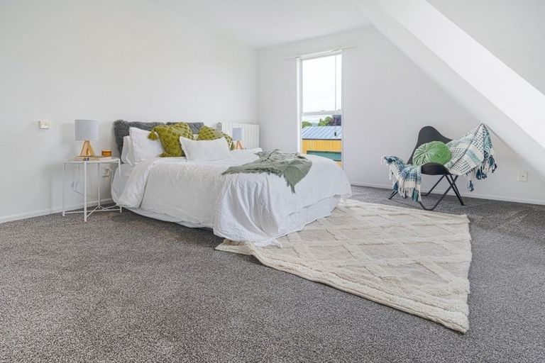 Photo of property in 2/106 Barrington Street, Somerfield, Christchurch, 8024