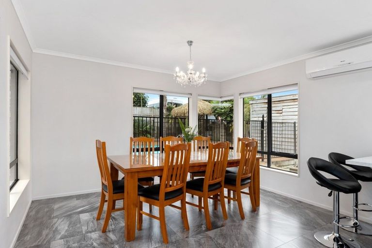 Photo of property in 21 Hawk Place, Welcome Bay, Tauranga, 3112