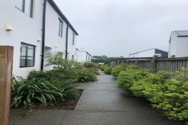 Photo of property in 4/255 Kilmore Street, Christchurch Central, Christchurch, 8011