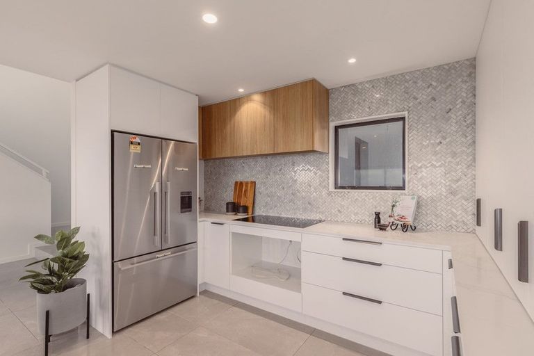 Photo of property in 280 Major Hornbrook Road, Mount Pleasant, Christchurch, 8081