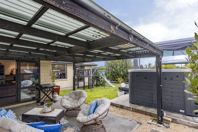 Photo of property in 13 Lancewood Way, Rangiora, 7400