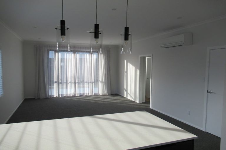 Photo of property in 38 Mawai Hakona Drive, Wallaceville, Upper Hutt, 5018