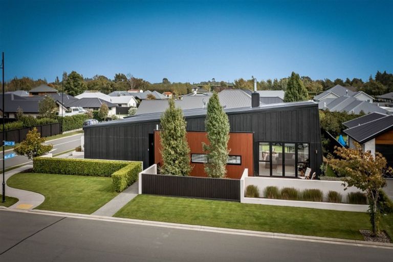 Photo of property in 2 Wallace Crescent, Prebbleton, 7604