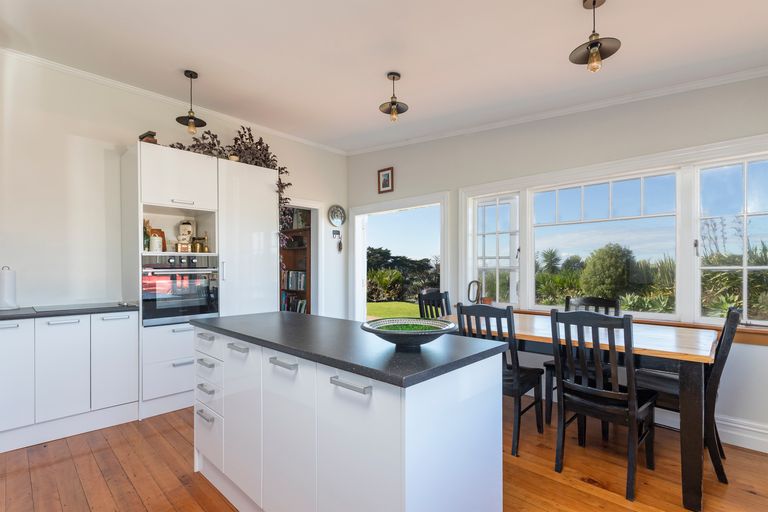 Photo of property in 14 Syd Smith Road, Oruawharo, Wellsford, 0975