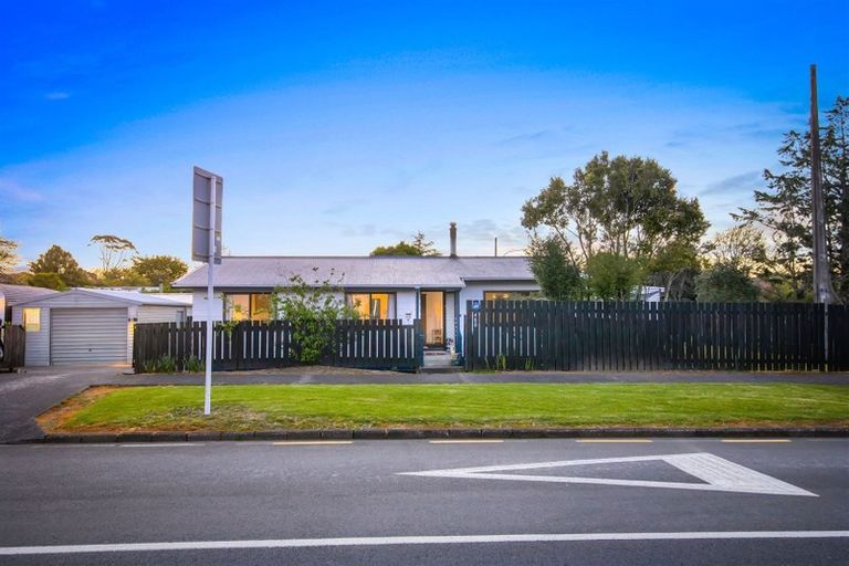 Photo of property in 488 Swanson Road, Ranui, Auckland, 0612