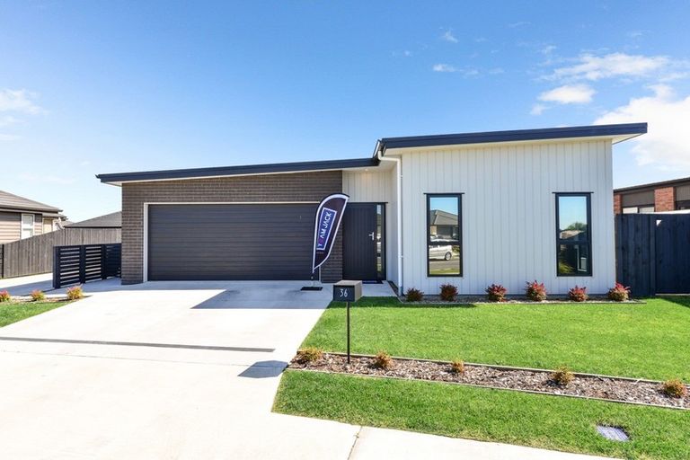 Photo of property in 36 Pragma Rise, Rototuna North, Hamilton, 3210