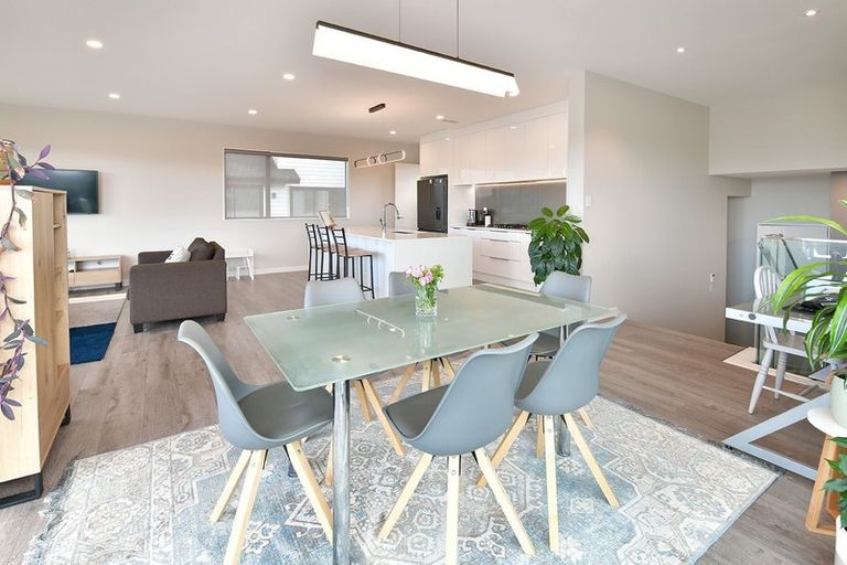 Photo of property in 114 Ormonde Drive, Silverdale, 0932