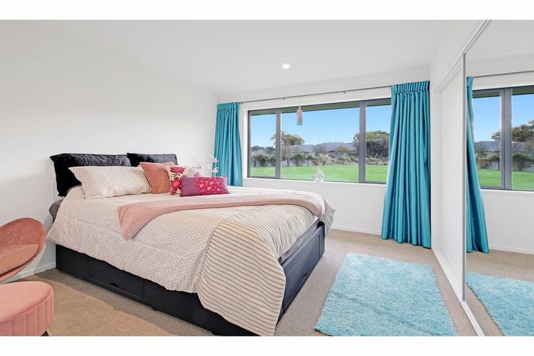 Photo of property in 205 High Street, Oxford, 7430