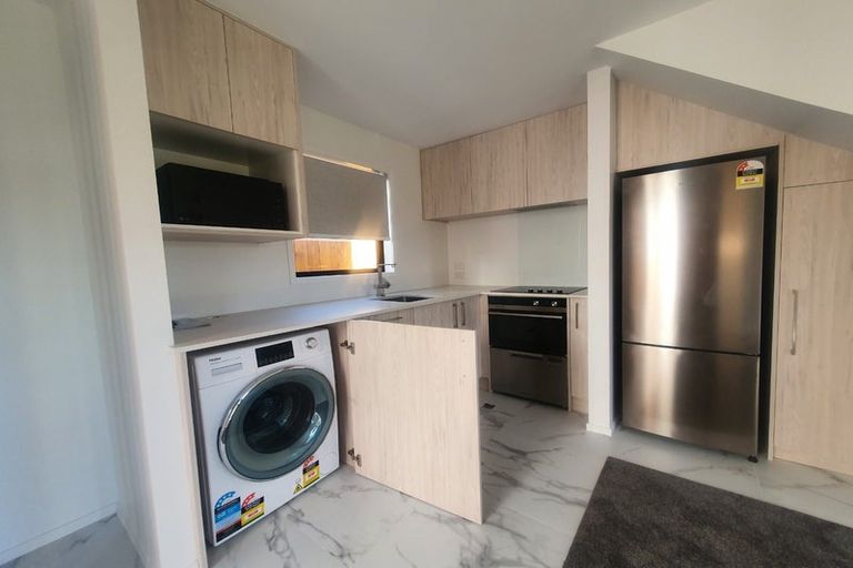 Photo of property in 1/41 Kervil Avenue, Te Atatu Peninsula, Auckland, 0610