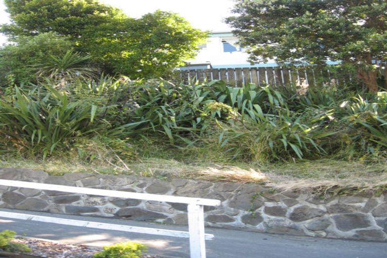 Photo of property in 46 Edinburgh Terrace, Berhampore, Wellington, 6023